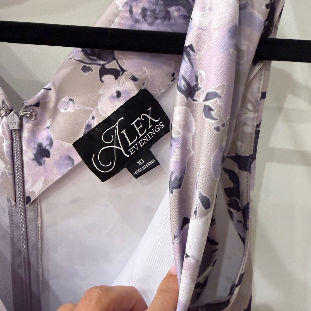 Alex Evenings Lavender Floral Midi Dress - Picture 5 of 6